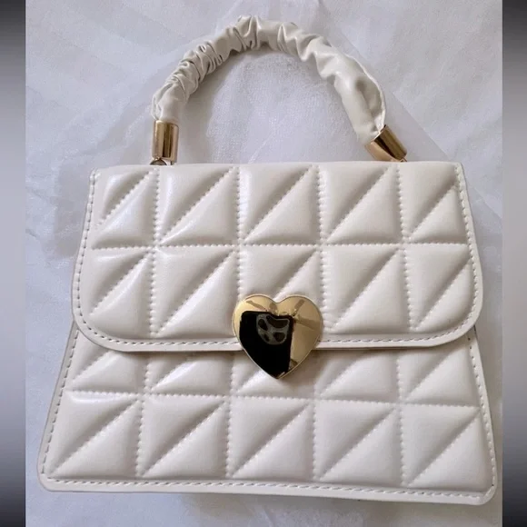 Cream Quilted Handbag with Gold Heart Accent - Picture 3 of 4